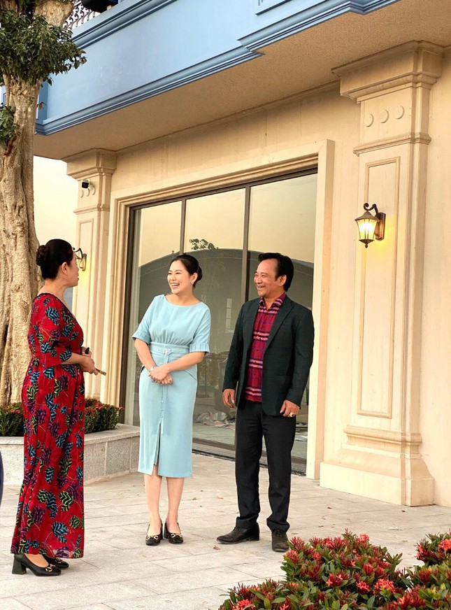 Nữ diễn viên Đại gia chân đất tiết lộ mối quan hệ thân thiết với NSƯT Quang Tèo - Ảnh 1.