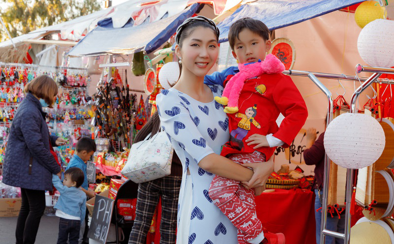 Ngọc Quyên: Ở Mỹ tôi vẫn giữ Tết truyền thống để con trai không “mất gốc”