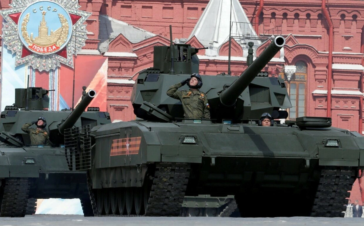 Tại sao xe tăng T-14 Armata của Nga chỉ là “hổ giấy” và có thể sẽ không bao giờ lâm trận?
