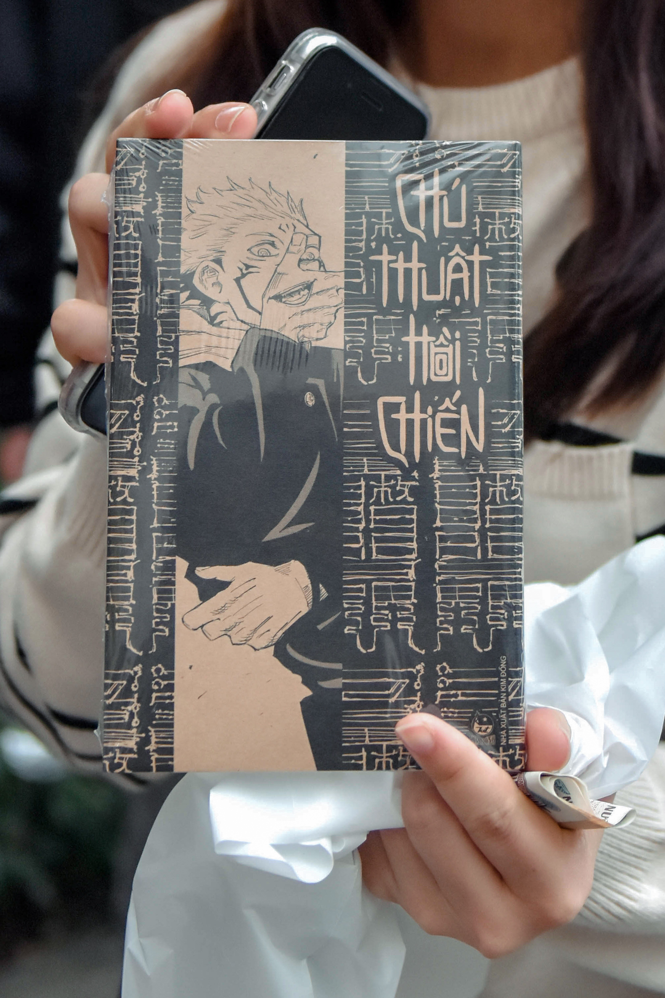 Hà Nội: Giới trẻ thức trắng, xếp hàng xuyên đêm để mua truyện tranh bản giới hạn - Ảnh 11.