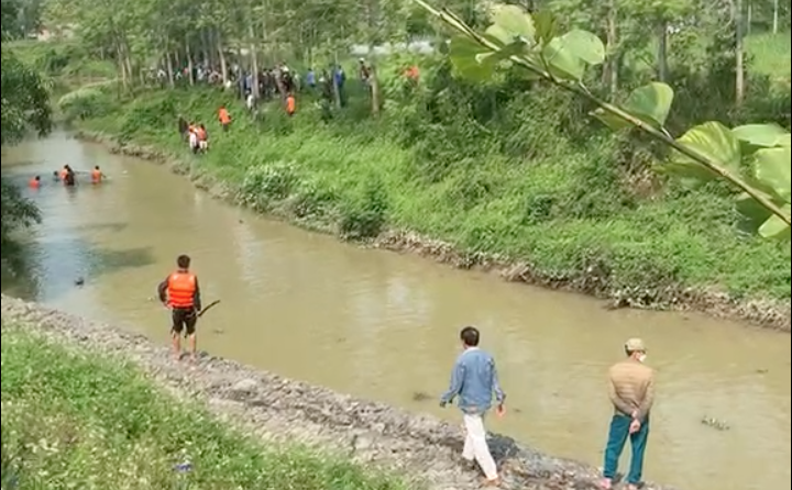 Vụ 5 nữ sinh 12 tuổi mất tích trên sông ở Thanh Hóa: Đã tìm thấy 4 thi thể