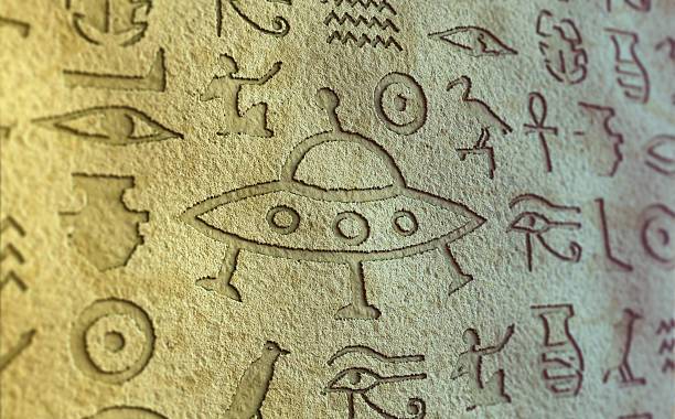 Từ ghi nhận tiền sử tới bản thảo của Einstein: Người ngoài hành tinh có thực sự tồn tại?