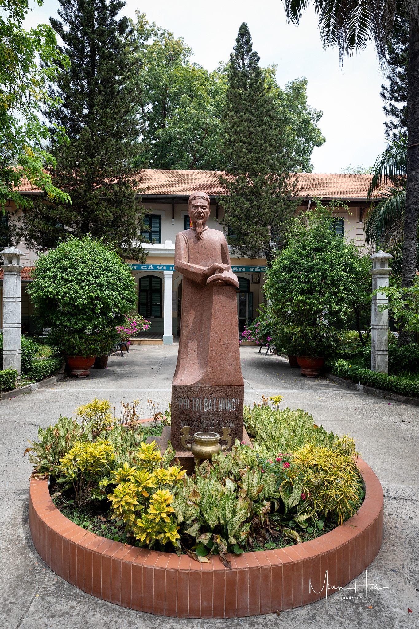 Cận cảnh trường trung học cổ nhất Sài Gòn, nơi từng đào tạo Quốc vương Campuchia - Ảnh 5.