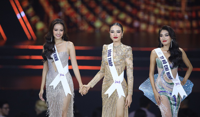 Hoa hậu Hoàn vũ Việt Nam 2022 thi ứng xử: Người run rẩy, lúng túng, người tự tin, bản lĩnh - Ảnh 7.