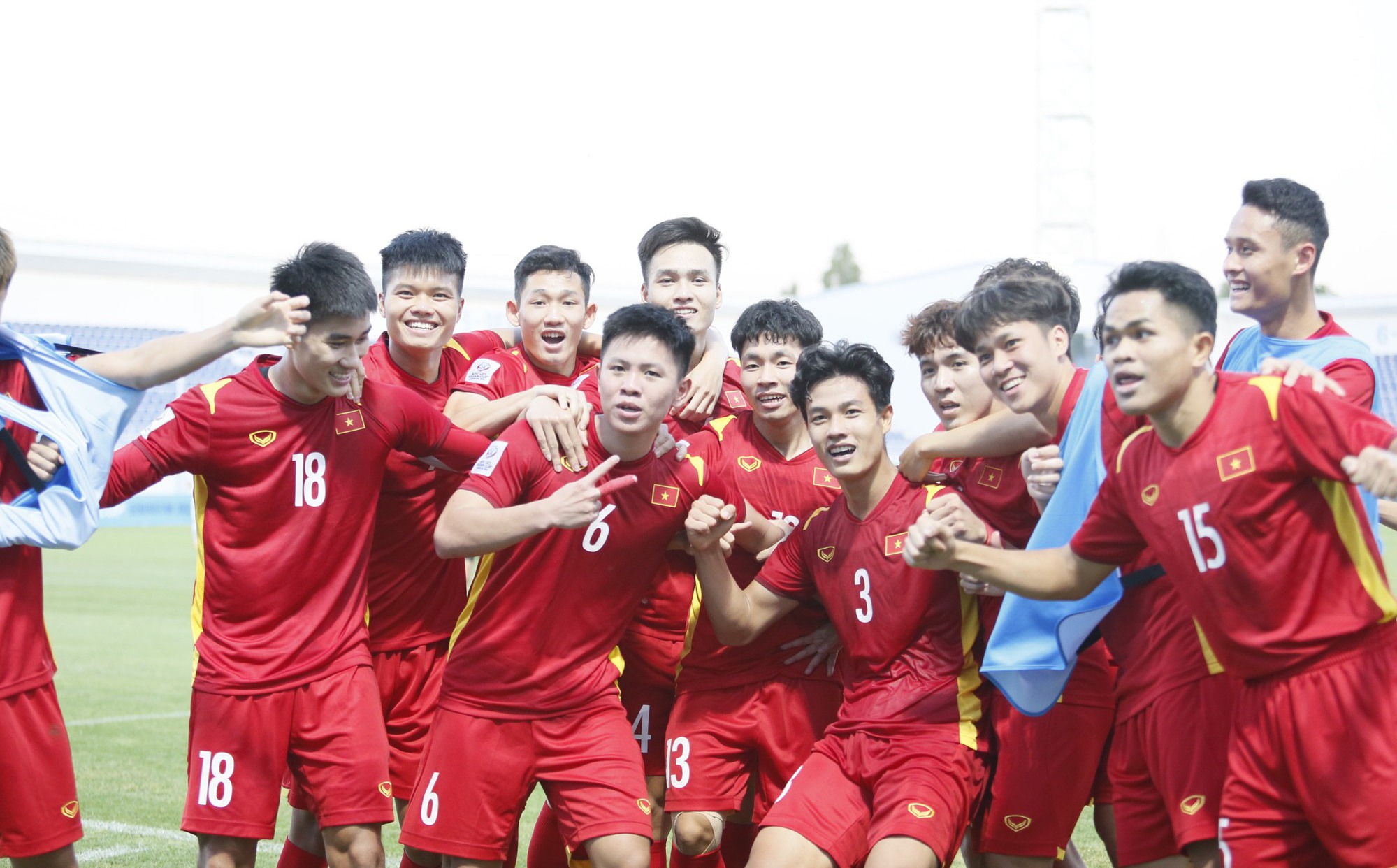 U23 Việt Nam tạo địa chấn ngày U23 Hàn Quốc dính thẻ đỏ, U23 Thái Lan “huỷ diệt” Malaysia