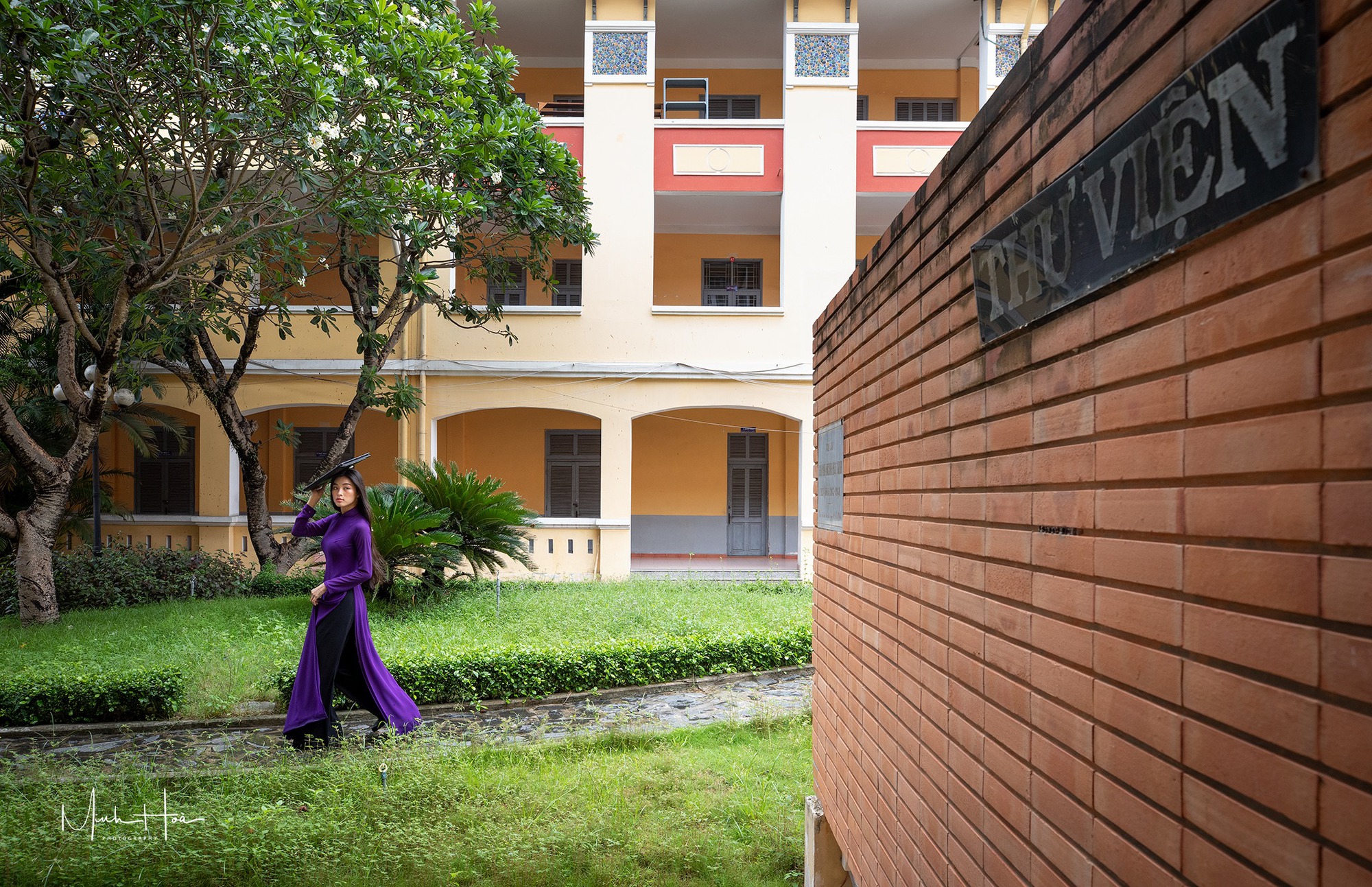 Ngôi trường của những nàng thơ áo tím, có tuổi đời hơn 100 năm ở Sài Gòn - Ảnh 8. Ngôi trường của những nàng thơ áo tím, có tuổi đời hơn 100 năm ở Sài Gòn - Ảnh 8.