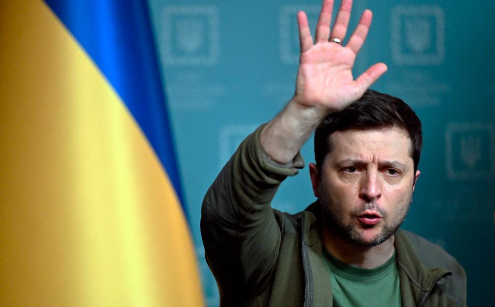 Tổng thống Zelensky tiết lộ lý do bất ngờ sa thải lãnh đạo an ninh của Ukraine