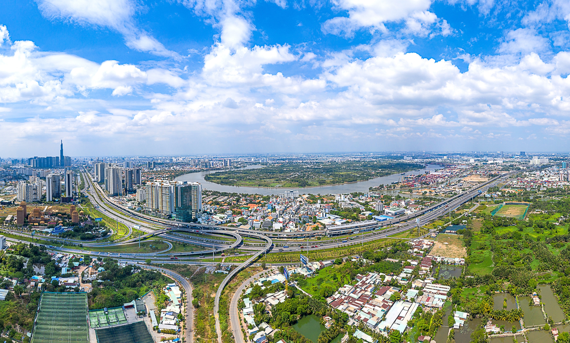 Diện mạo của Thành phố hơn một tuổi có GRDP cao thứ 3 Việt Nam - Ảnh 1.