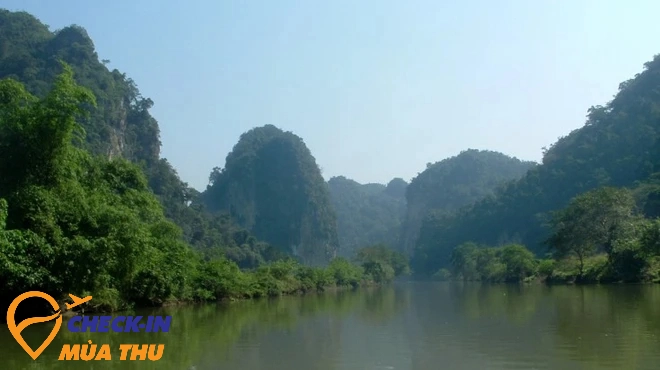 Chuyên trang du lịch nước ngoài: 8 nơi đẹp nhất Việt Nam, không đến thăm thì quá phí! - Ảnh 12.