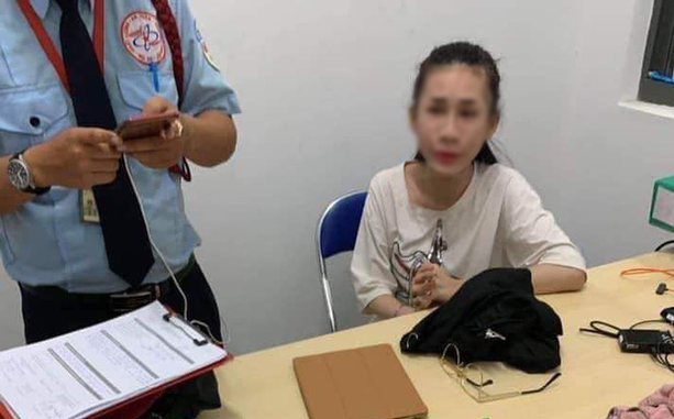 Nữ quái "chị hiểu hông" bị bắt vì cướp giật điện thoại ở Sài Gòn