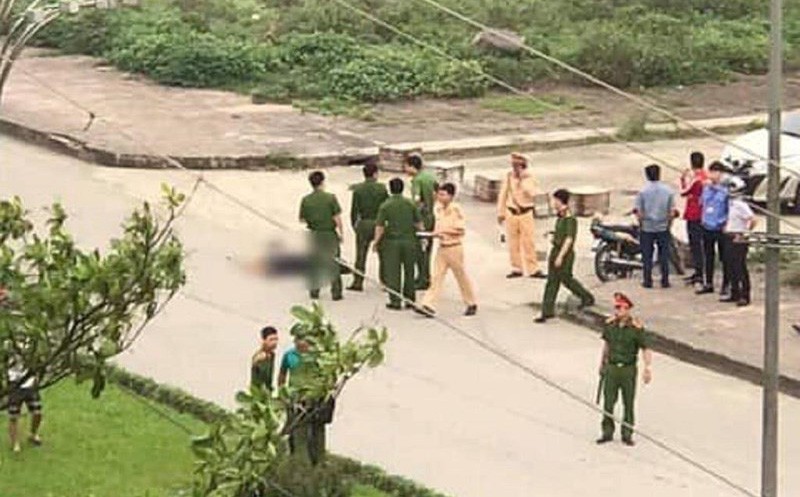 Khởi tố, bắt tạm giam thanh niên đâm chết người yêu giữa đường ở Ninh Bình