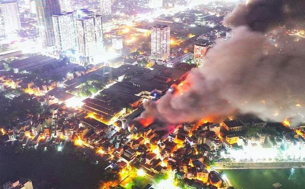 "Khu vực 1km" sau vụ cháy Công ty Rạng Đông: Bao gồm nhiều trường học và khu đông dân cư