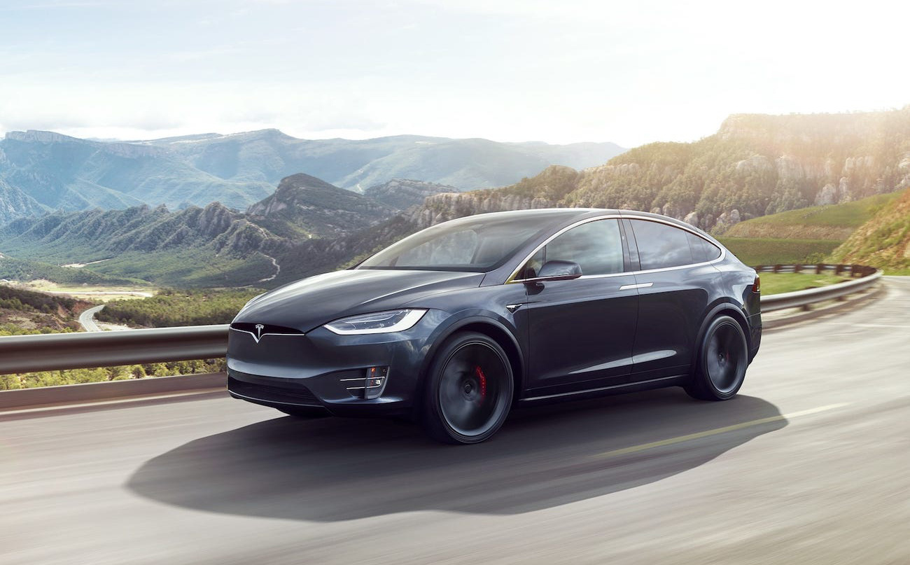 Xe Tesla dễ dàng bị lừa tăng tốc vượt quá giới hạn chỉ bằng thứ vô cùng đơn giản này