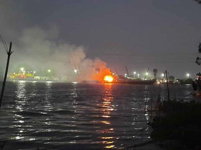 Nổ tàu chở xăng, 2 người chết, 1 người mất tích trên sông Đồng Nai