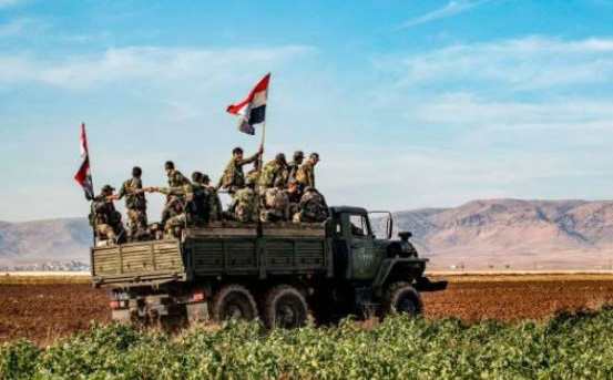 Vũ khí hạng nặng của Syria ùn ùn tiến vào nam Idlib