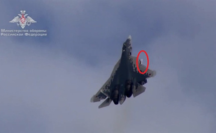 &quot;Cha đẻ&quot; Su-57 tiết lộ siêu tiêm kích tàng hình Nga vượt trội F-22 và F-35 Mỹ như thế nào?