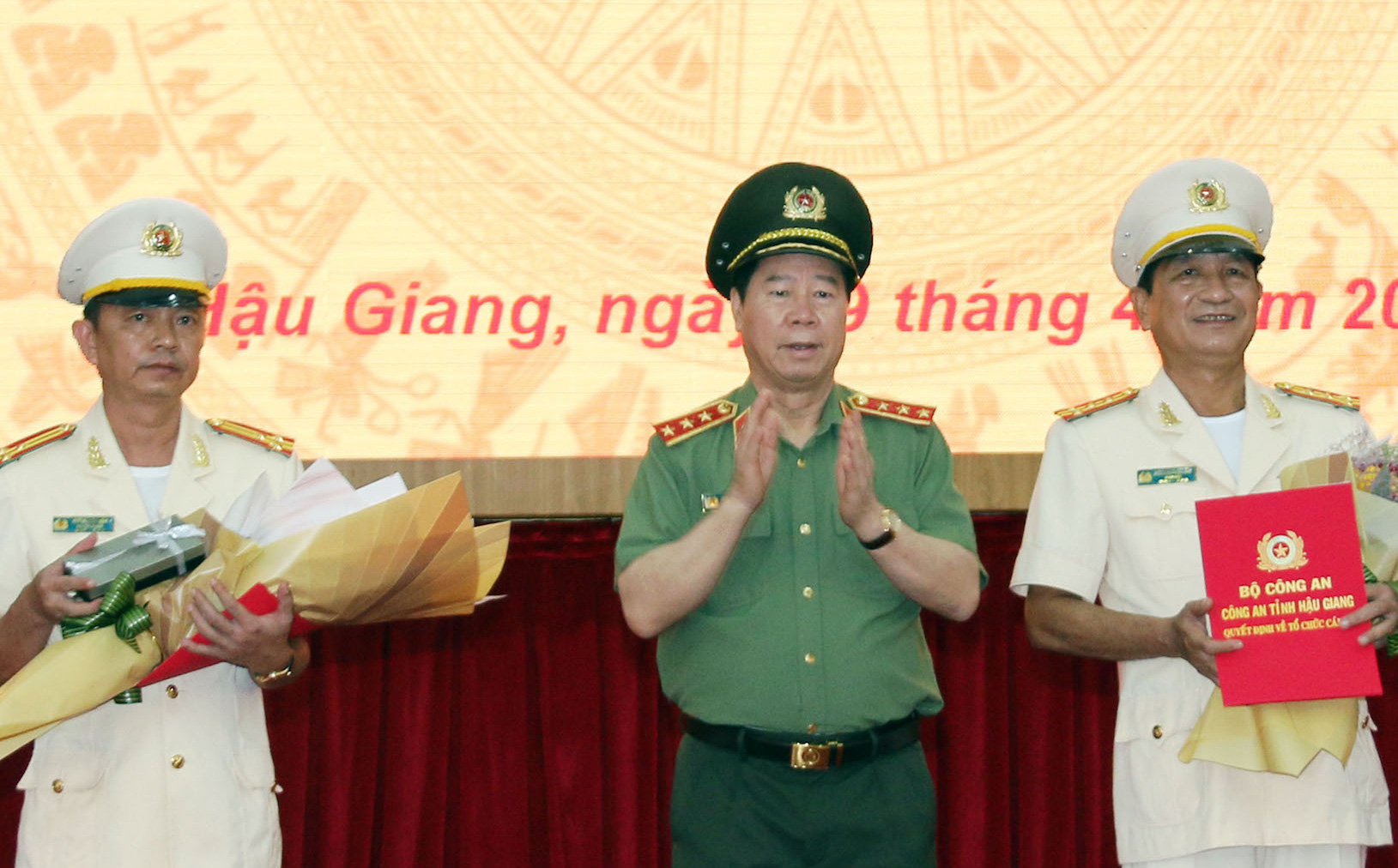 Bộ Công an bổ nhiệm Thượng tá Huỳnh Việt Hoà làm Giám đốc Công an tỉnh Hậu Giang