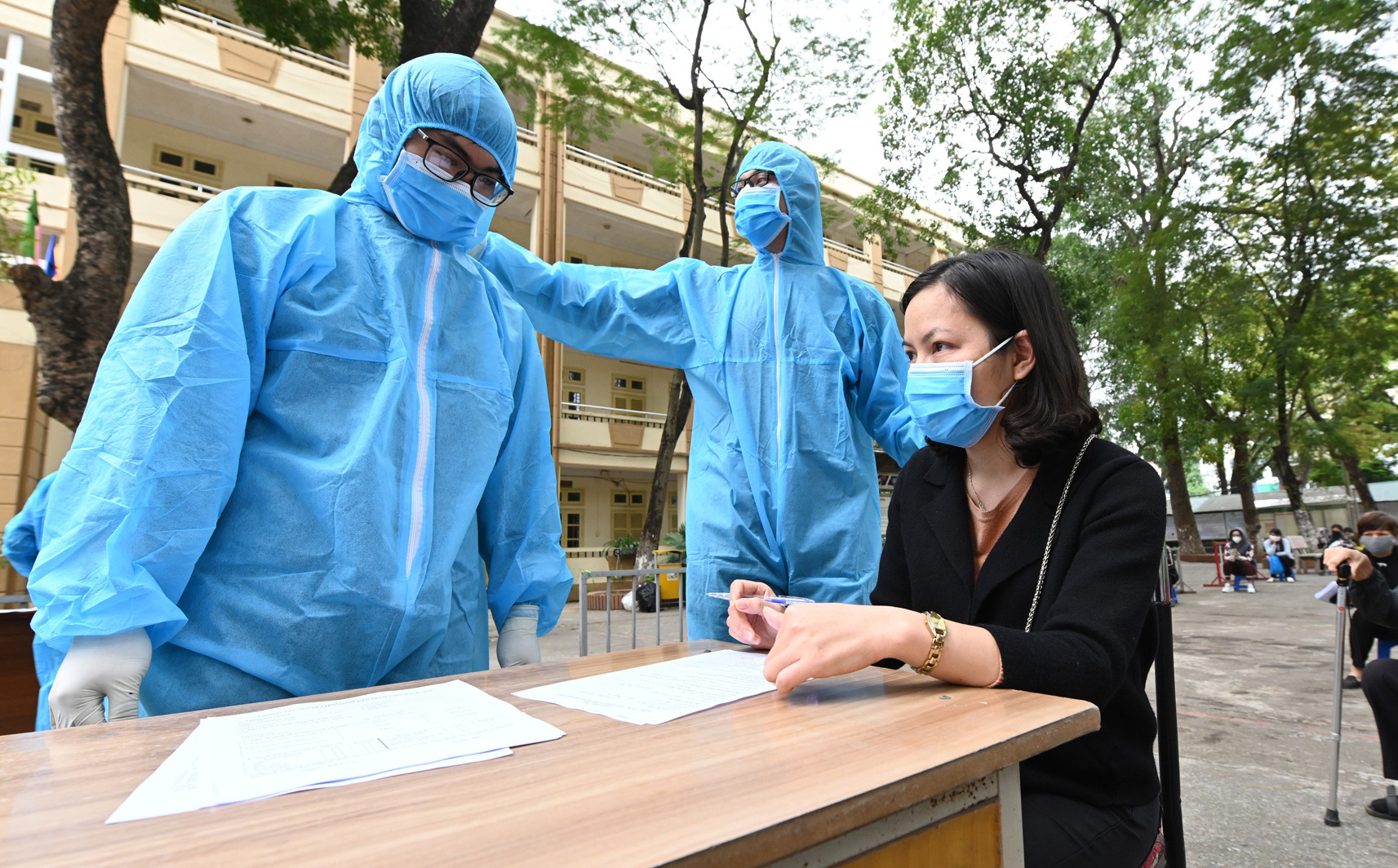 Số ca mắc Covid-19 ở Việt Nam lên 239, thêm một ca liên quan đến ổ dịch Bệnh viện Bạch Mai