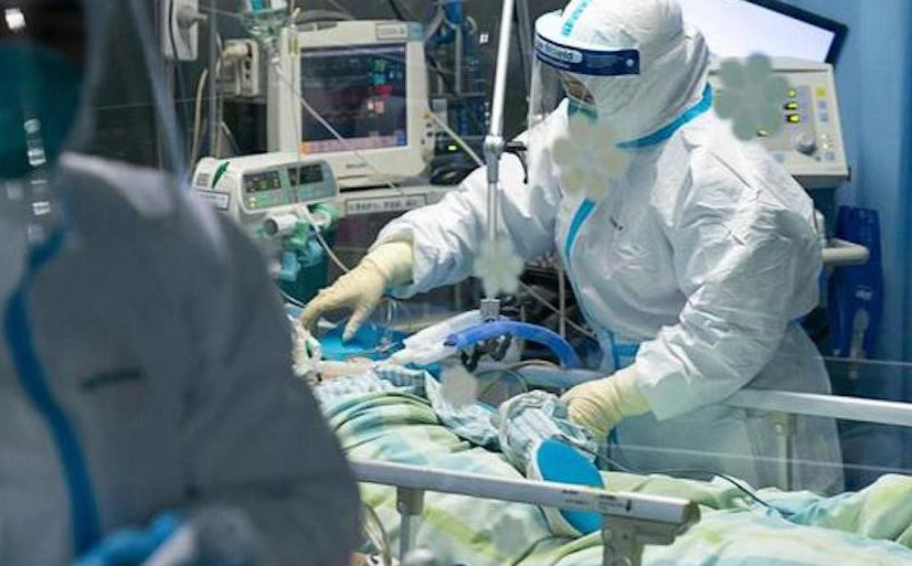 Giữa đại dịch Covid-19: Vì sao máy thở được coi là 'lá phổi sắt', hai loại máy thở khác nhau thế nào?