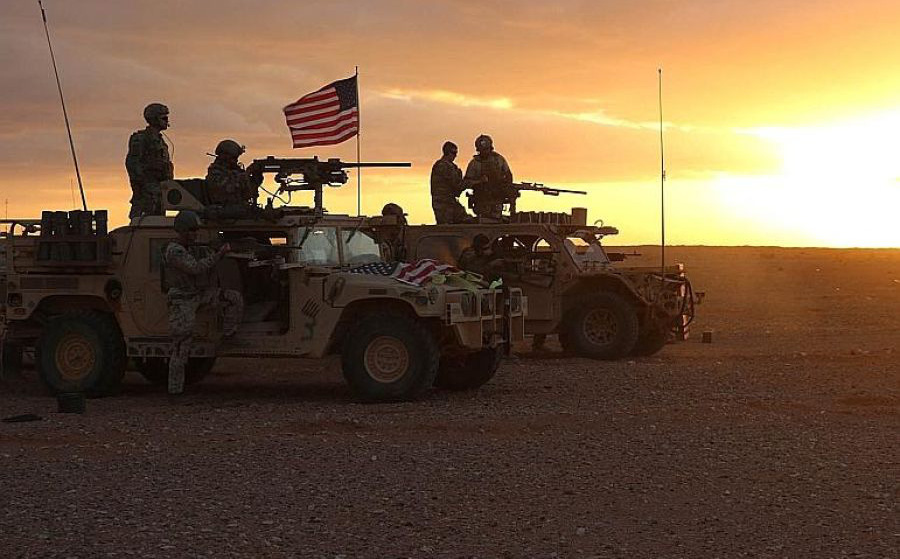 NÓNG: Đoàn xe quân sự Mỹ bất ngờ bị tấn công ở Syria, sĩ quan Lầu Năm Góc tử vong