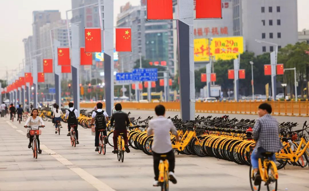 TQ: Ứng dụng mã sức khỏe, xe đạp công cộng thành giải pháp tuyệt vời tránh tập trung đông người