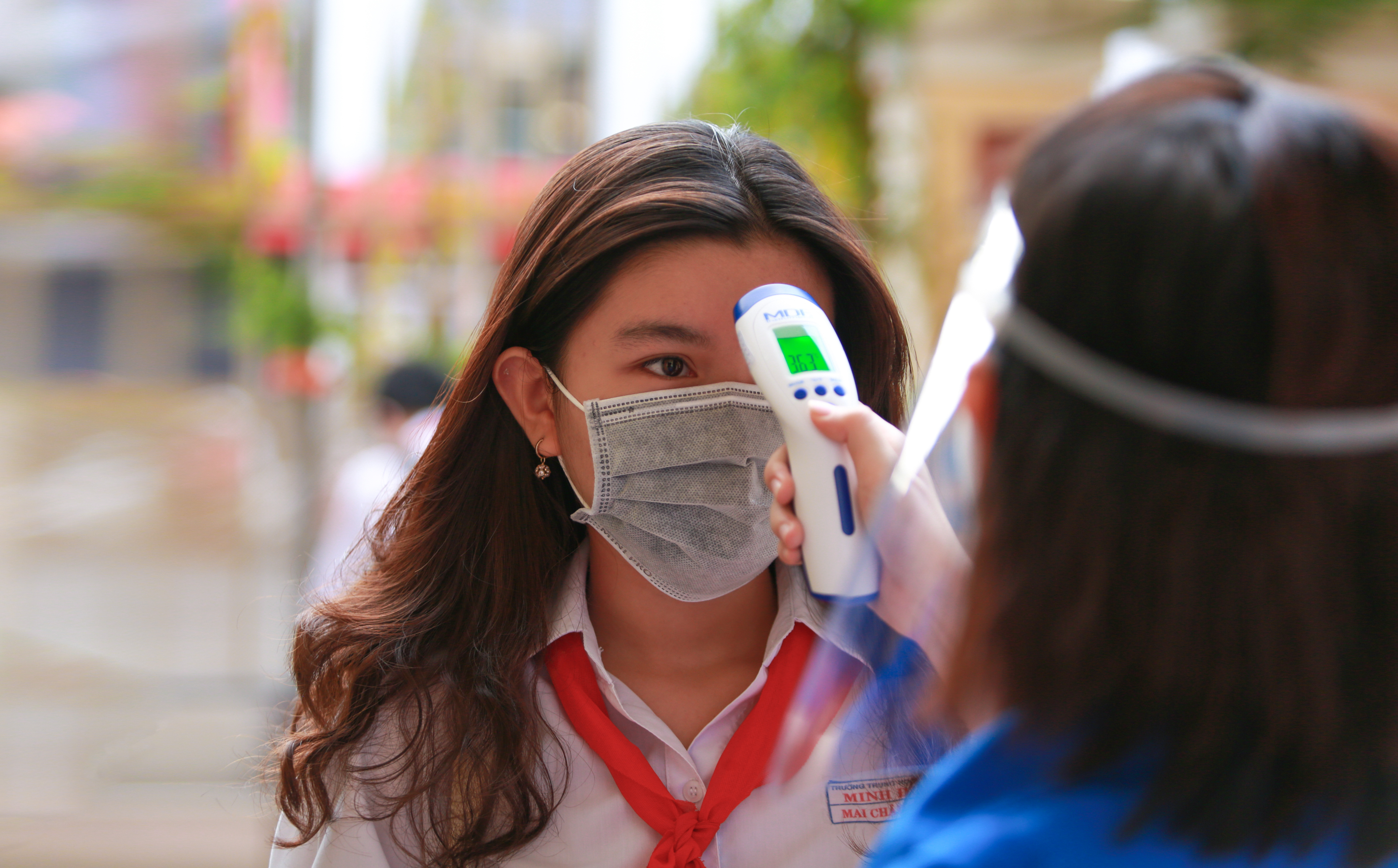 Học sinh TP.HCM ngồi học 