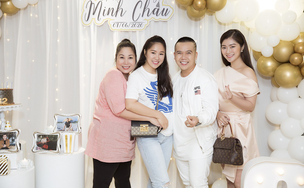 Dàn sao đến chúc mừng sinh nhật NTK Minh Châu