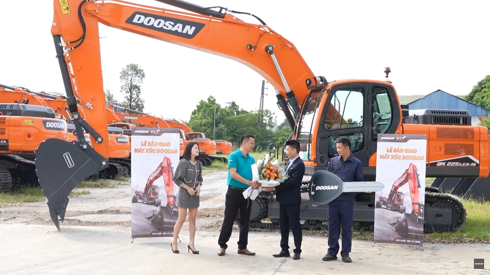 Máy xúc Doosan DX225LCA-7M cùng bạn chinh phục mọi công trình - Ảnh 2.