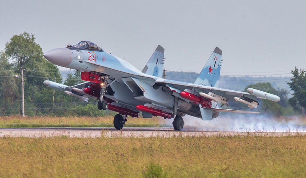 Những điểm yếu chí tử khiến máy bay chiến đấu Su-35 Nga dễ dàng bị tiêu diệt - Ảnh 3.