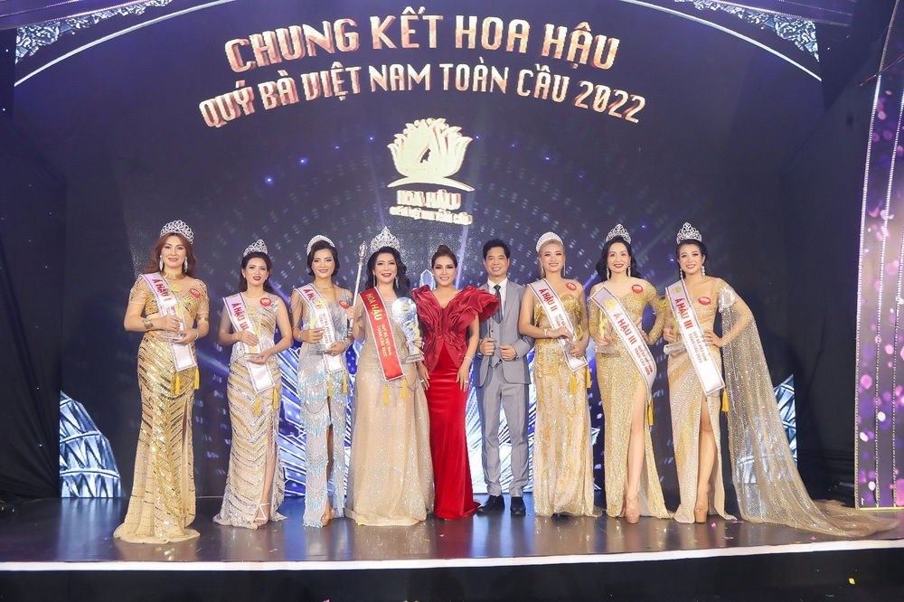 Trần Thị Ái Loan đăng quang Hoa hậu quý bà Việt Nam toàn cầu 2022 - Ảnh 3.