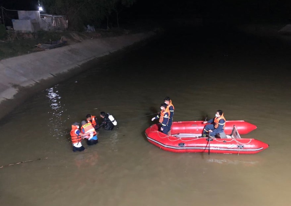 Vụ 5 nữ sinh 12 tuổi mất tích trên sông ở Thanh Hóa: Đã tìm thấy 4 thi thể - Ảnh 1.