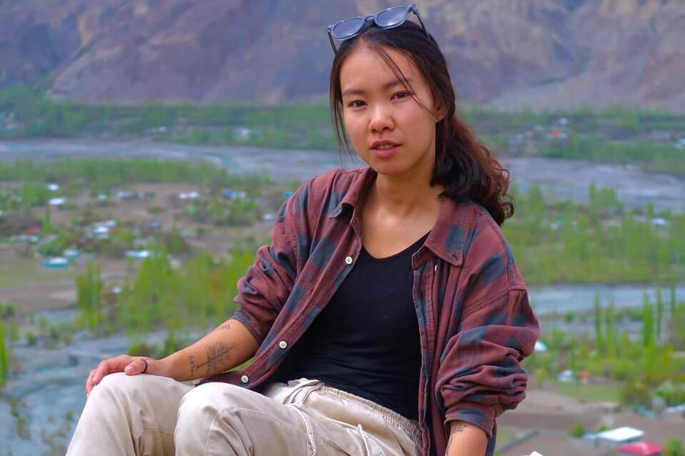 Cô gái Việt 3 lần bị từ chối lên xe bus ở Pakistan vì... đàn ông không dám ngồi cạnh - Ảnh 2.