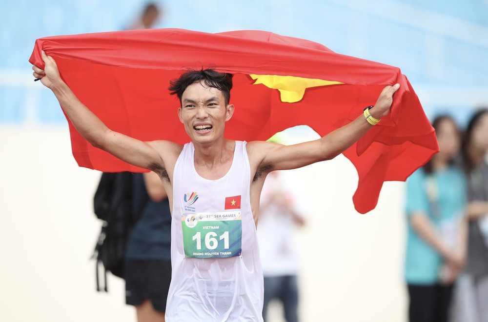 BXH Huy chương SEA Games ngày 19/5: Đoàn Việt Nam sắp vượt qua cột mốc lịch sử - Ảnh 2.