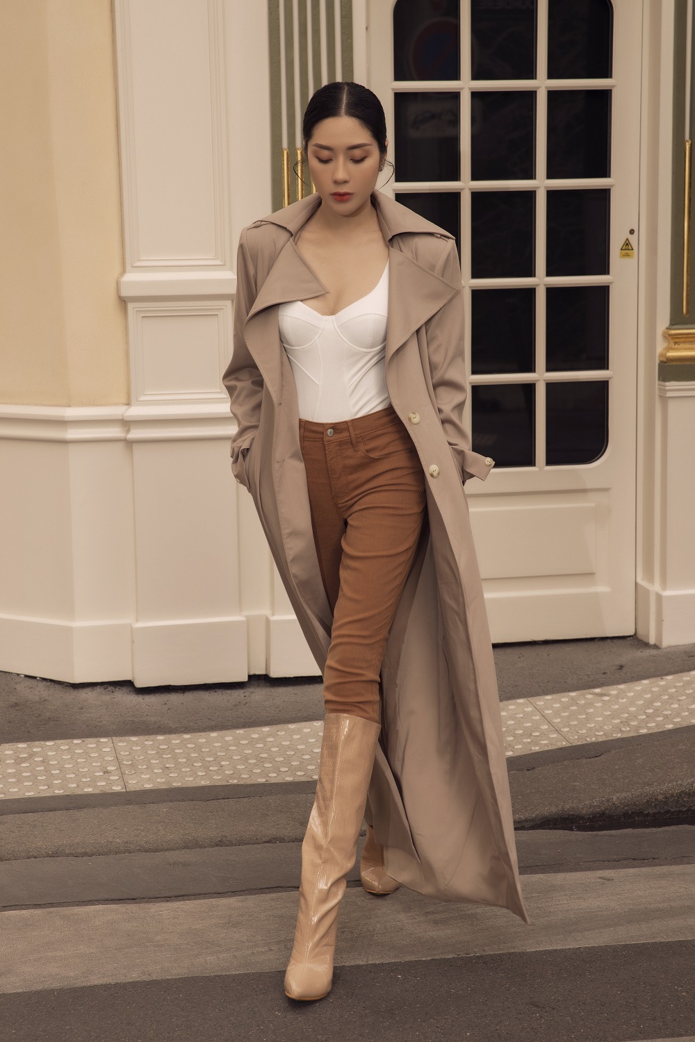 Hoa hậu Tô Diệp Hà xinh đẹp, thăm thú Paris - Ảnh 5.