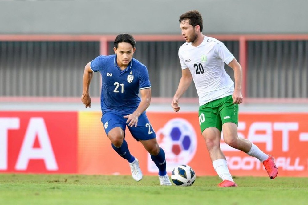 Vua phá lưới AFF Cup ghi bàn, Thái Lan chật vật hạ đối thủ yếu tìm cửa nối gót Việt Nam - Ảnh 1.