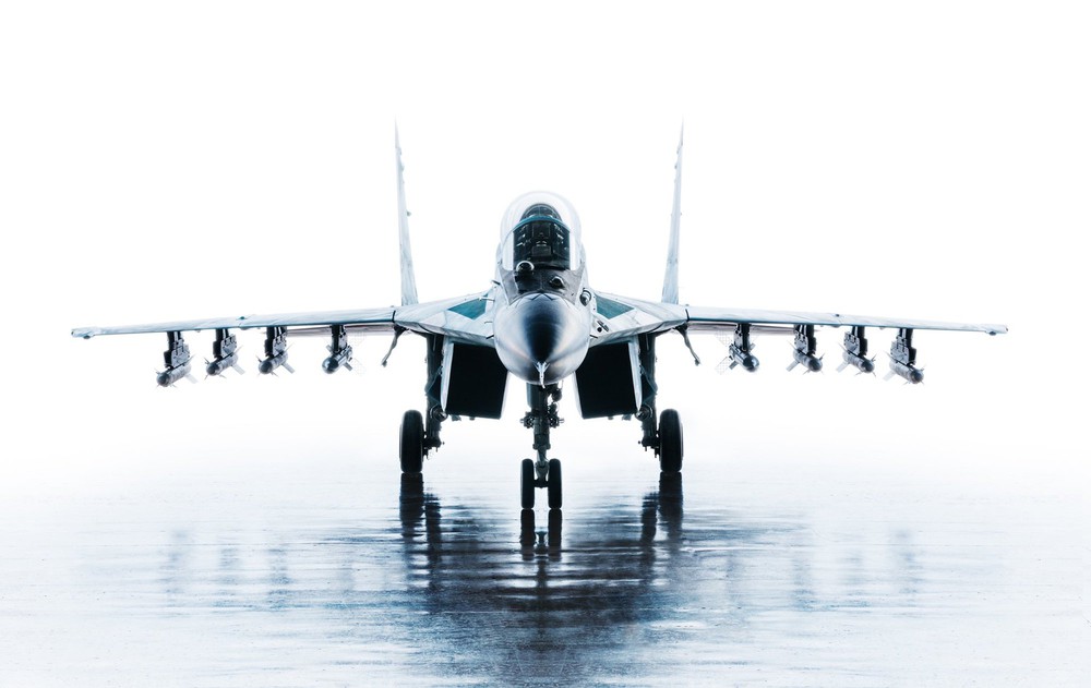 Tiêm kích MiG-35 Nga trang bị cực hiện đại: Quốc gia nào là khách hàng tiềm năng? - Ảnh 2.