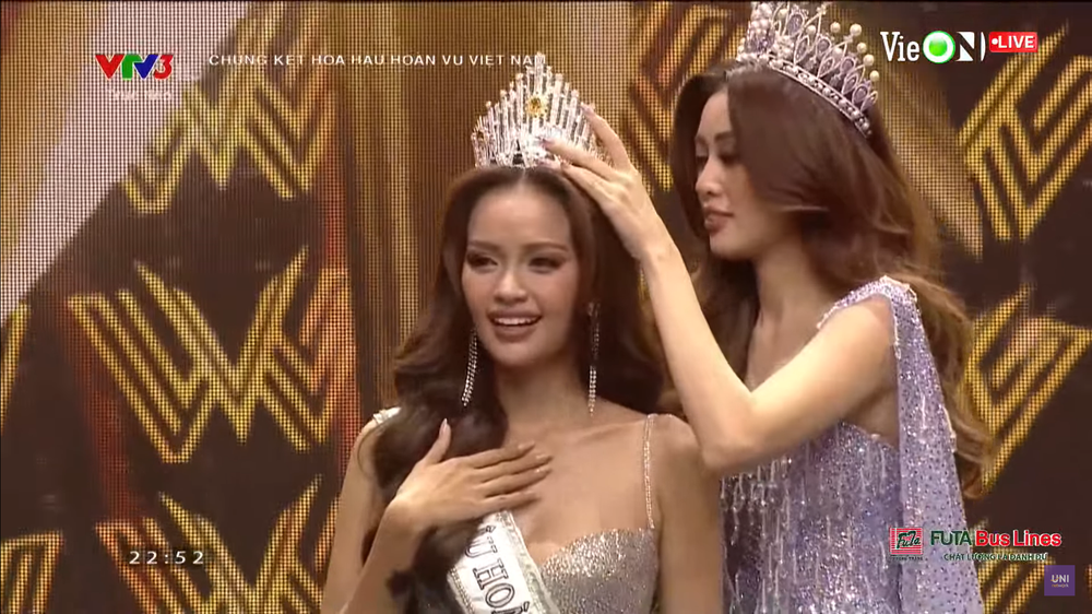 Nhan sắc và gia cảnh của Tân Hoa hậu Hoàn vũ Việt Nam 2022 Nguyễn Thị Ngọc Châu - Ảnh 1.