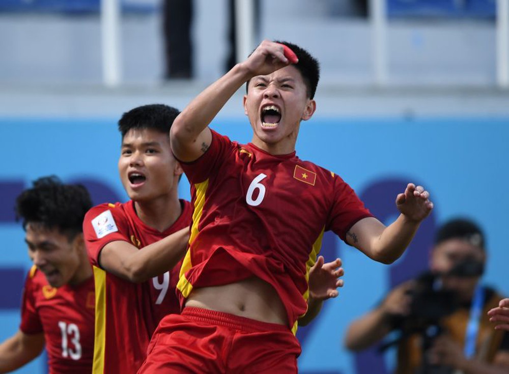 Báo Trung Quốc choáng váng: U23 Việt Nam khác xưa nhiều quá, họ còn suýt thắng cả Hàn Quốc - Ảnh 1.