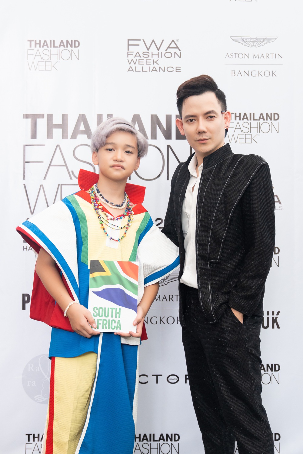 NTK Đắc Ngọc cùng dàn mẫu nhí nổi bật tại sàn diễn thời trang Thái Lan - Ảnh 1.