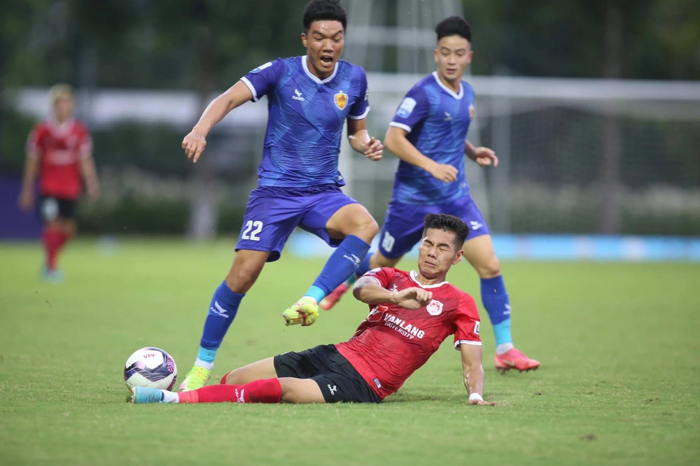 Nguyễn Hiểu Minh: Sao mai đầy tiềm năng của CLB Phố Hiến - Ảnh 2.