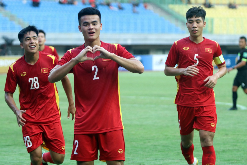 Chuyên gia ĐNÁ: “Thái Lan nguy hiểm nhưng U19 Việt Nam và Indonesia sẽ đi tiếp” - Ảnh 1.
