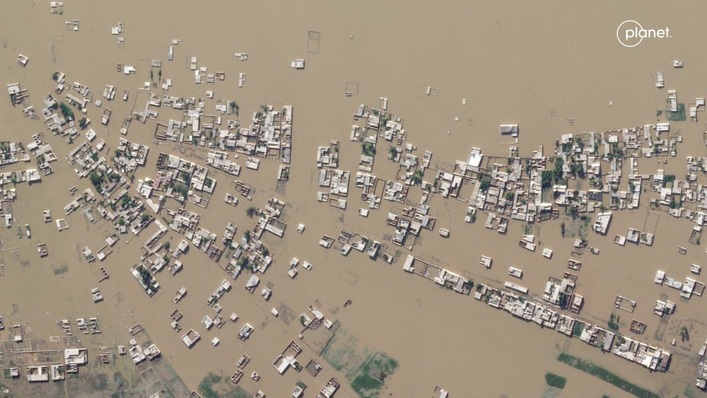 Lũ lụt lịch sử ở Pakistan: Hình ảnh chân thực từ vệ cho thấy mức tàn phá nghiêm trọng - Ảnh 4.