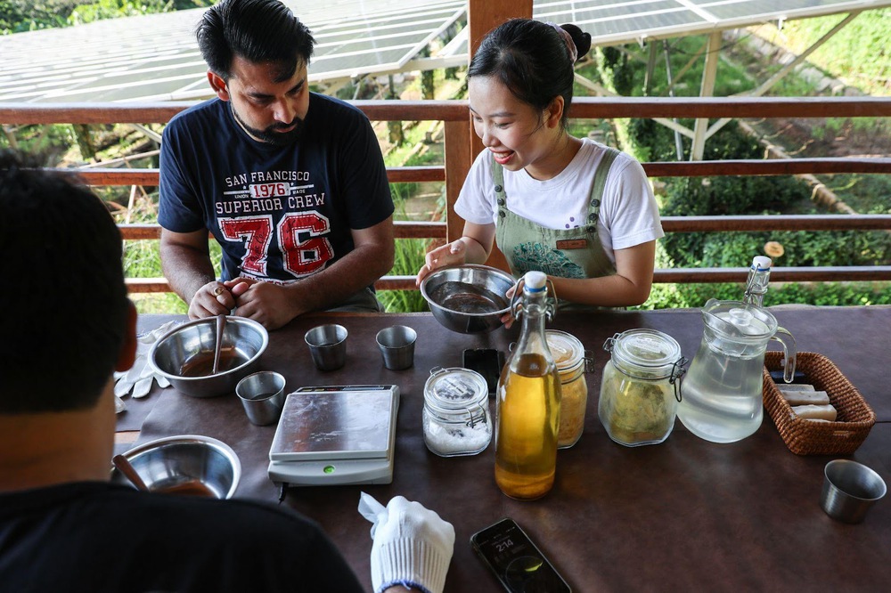 Theo chân mẹ voọc và thợ lặn lên rừng, xuống biển ở Six Senses Ninh Van Bay - Ảnh 15. Theo chân mẹ voọc và thợ lặn lên rừng, xuống biển ở Six Senses Ninh Van Bay - Ảnh 15.