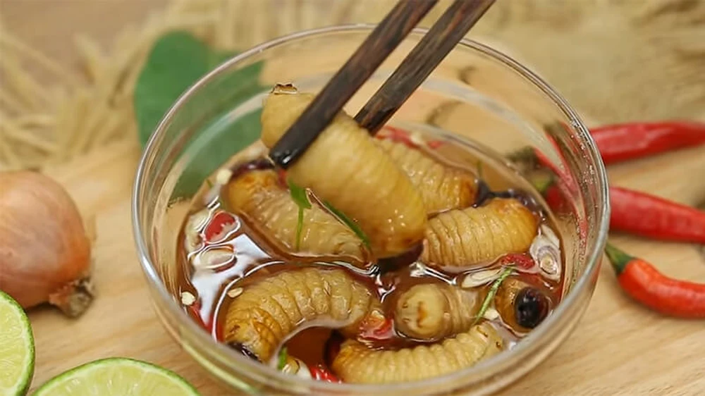 Chàng Tây gợi ý danh sách 6 món Việt Nam nhất định phải thử: Có 2 món không phải ăn cũng dám ăn  - Ảnh 8.