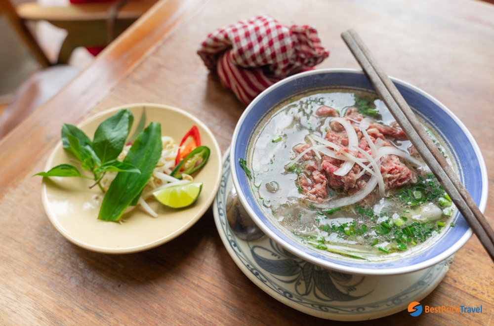 Du khách người Áo liệt kê 8 món ăn Việt yêu thích nhất: 1 món lọt top 3 những món ngon nhất thế giới từ gạo - Ảnh 1.