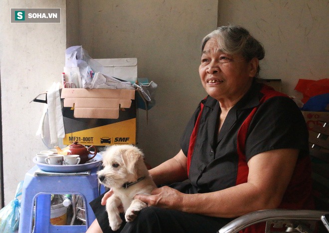 Cụ bà 72 tuổi cấp cứu ô tô suốt 50 năm ở Hà Nội và lời đáp trả khi bị xì xào nghề này của đàn ông - Ảnh 7.