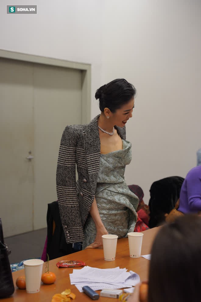 Loạt ảnh bóc trần sở thích sống ảo của Lệ Quyên - Ảnh 3.