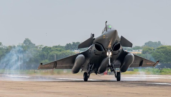 Khắc tinh của Sukhoi: Ấn Độ để vuột mất vũ khí sát thủ có thể hủy diệt chiến đấu cơ TQ - Ảnh 2.