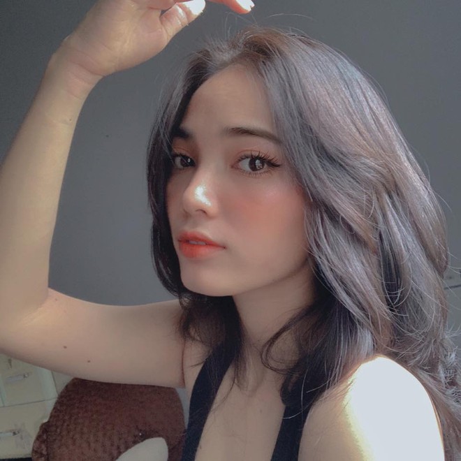 Bị bồ đá vì đi chơi chỉ để mặt mộc, cô gái xấu kinh niên có cú lật bài ngoạn mục - Ảnh 1.