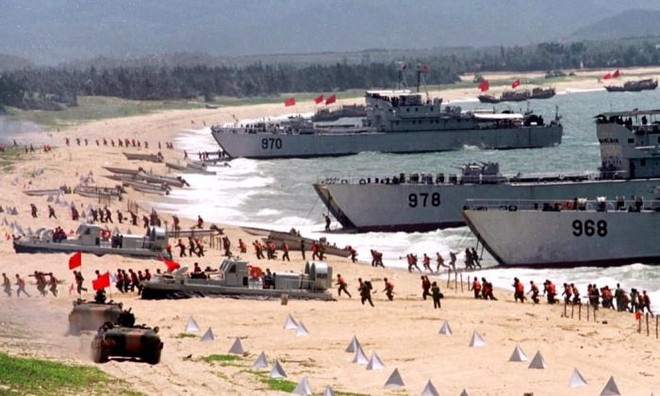 Báo Đài Loan: QĐ Trung Quốc lộ điểm yếu chí tử ở eo biển, phải vá víu bằng không quân? - Ảnh 2.